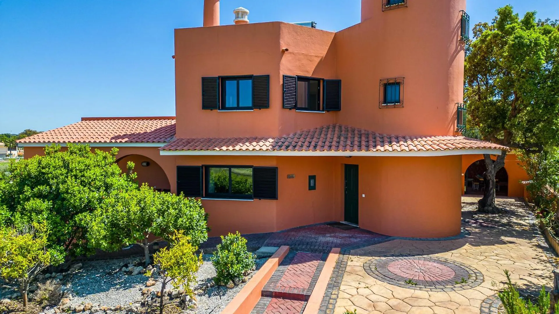 Villa Laranja location